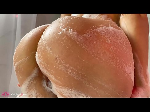 ❤️ Brunette manao masturbate Pussy miaraka amin'ny Vibrator ho amin'ny orgasme mahery amin'ny fandroana ️❌ Super sex aminay ❌❤